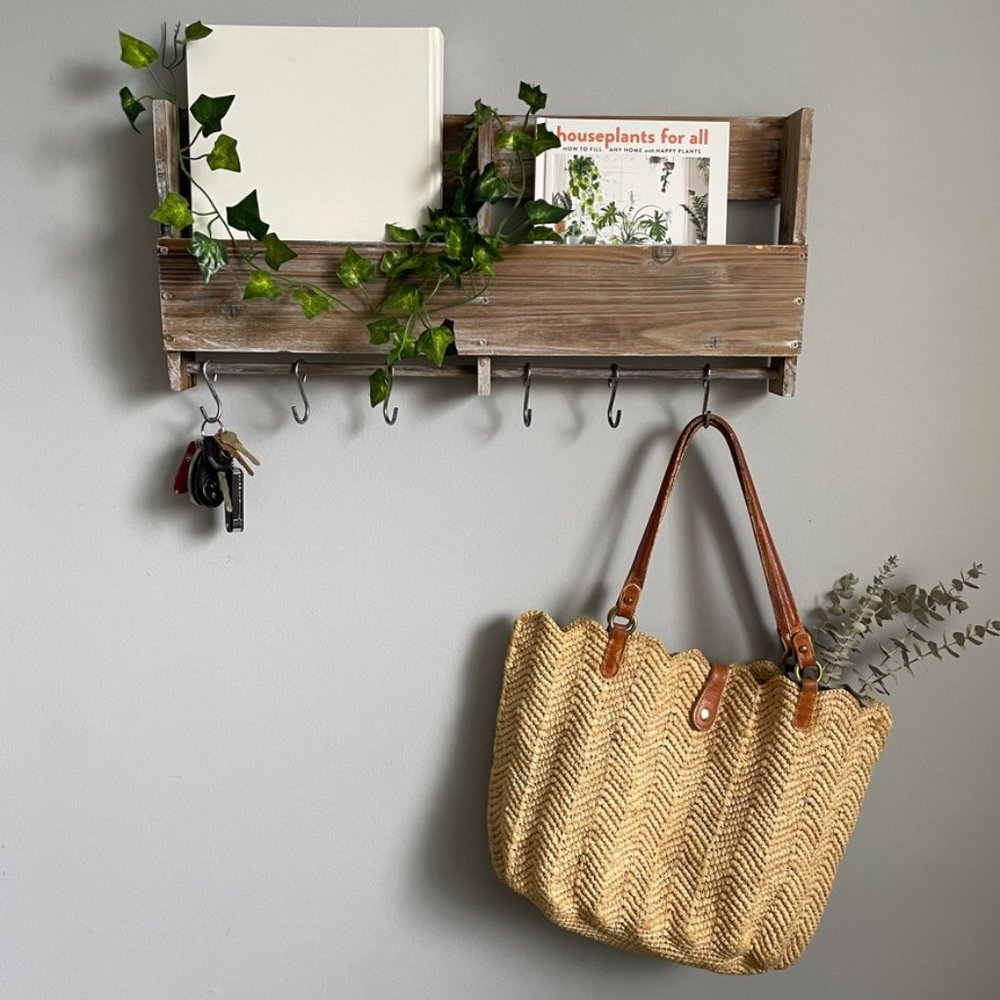 Rustic Wall Shelf Wooden Pallet with Hooks